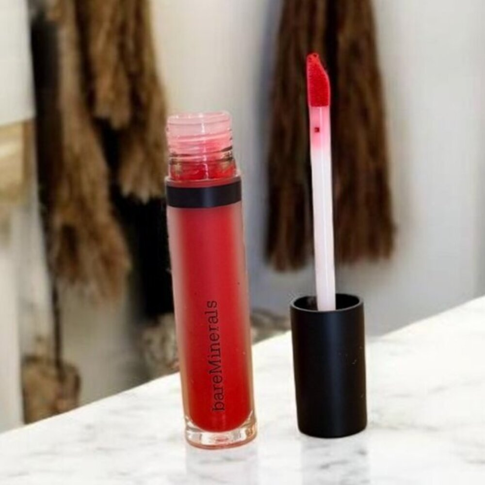 bareMinerals NEW Statement Matte Liquid Lip Color VIP 82903